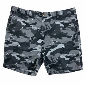 Club room gray Camo skull shorts men’s 42